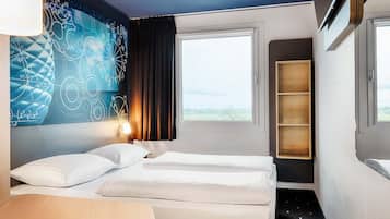 ห้องดับเบิล | เครื่องนอนระดับพรีเมียม, ห้องเก็บเสียง, ผ้าปูที่นอน