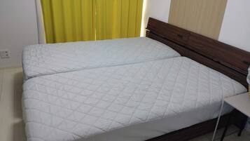 2 bedrooms, desk, iron/ironing board, free WiFi