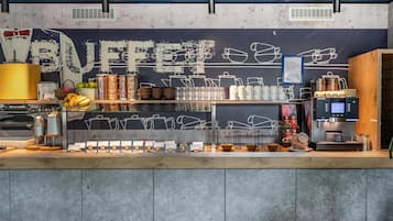 Daily buffet breakfast (EUR 13.9 per person)