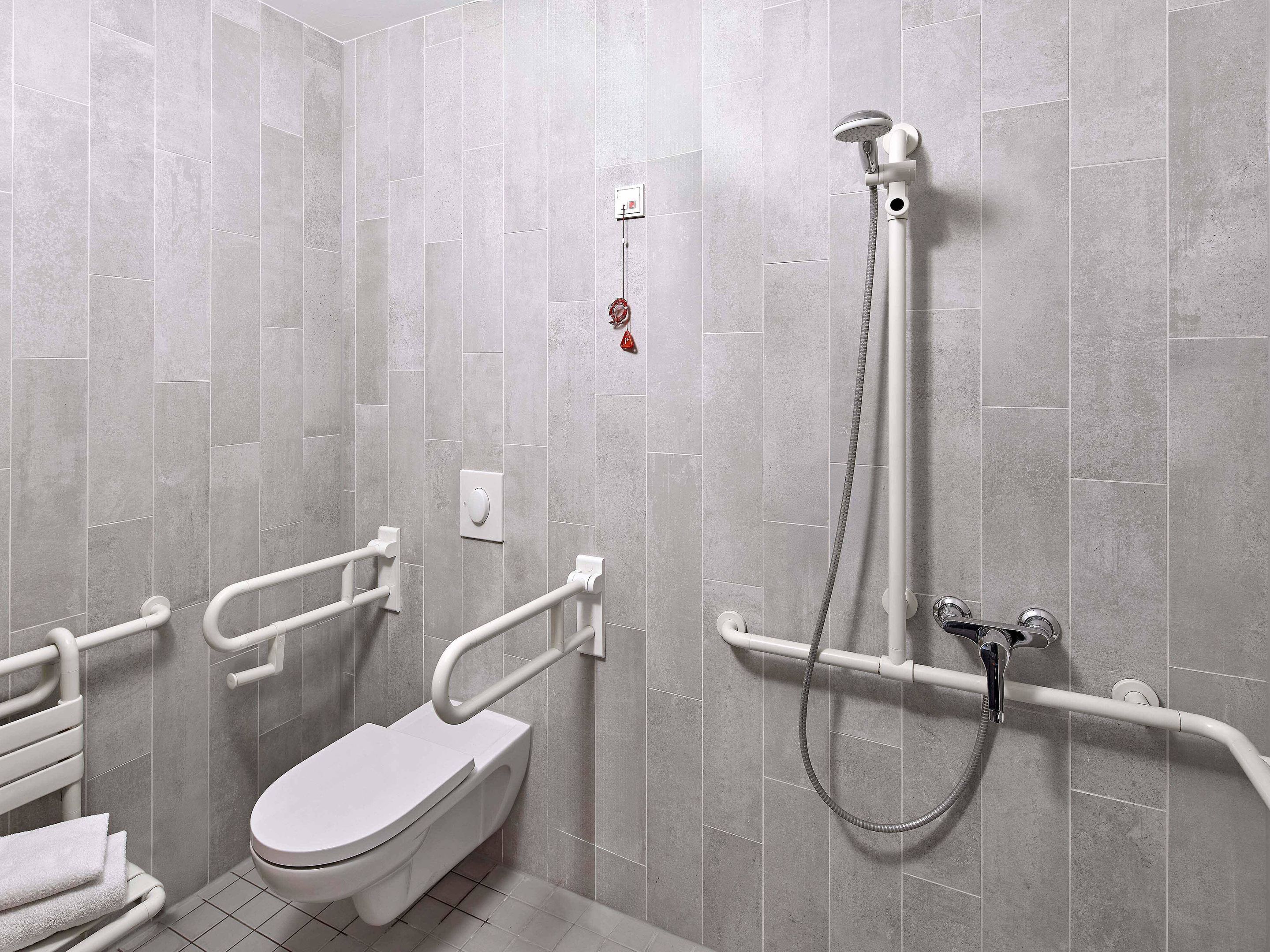 Shower, towels, soap, shampoo