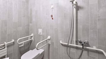 Shower, towels, soap, shampoo