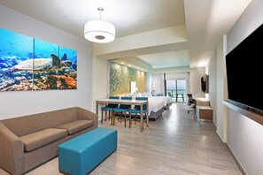 Desk, laptop workspace, iron/ironing board, free cribs/infant beds - Courtyard by Marriott South Padre Island (South Padre Island)