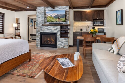 Willows - CoralTree Residence Collection