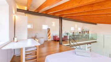 4 Schlafzimmer, Bügeleisen/Bügelbrett, kostenloses WLAN, Bettwäsche