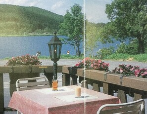 屋��外ダイニングエリア