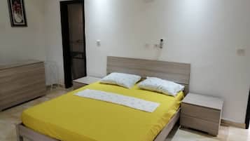 Studio Deluks | Tempat tidur lipat/tambahan, Wi-Fi gratis, dan seprai linen