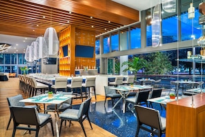 Lunch served, American cuisine, pool views