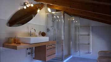 Junior Suite (Virgiliana) | Bathroom