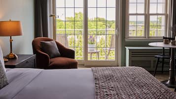 Room, Balcony (Partial HarborView,King&2Queen rooms) | Frette Italian sheets, premium bedding, down comforters, pillowtop beds