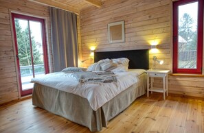 3 Schlafzimmer, Reisekinderbett, kostenloses WLAN, Bettwäsche