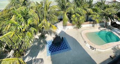 Hotel Boutique La Puerta Azul Beachfront - Adults Only