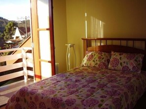 4 bedrooms, free WiFi, wheelchair access