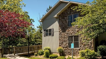 Apartment, 1 Bedroom | Exterior