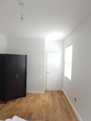 Two-Bedroom Apartment - Edgbaston Apartments Stanmore 2 (Birmingham)