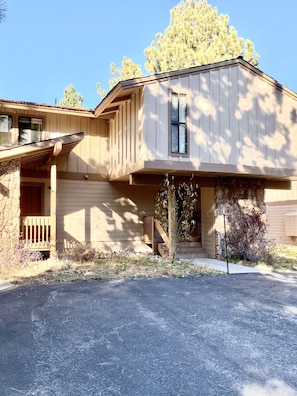Exterior - Mountain Retreat. (Mammoth Lakes)