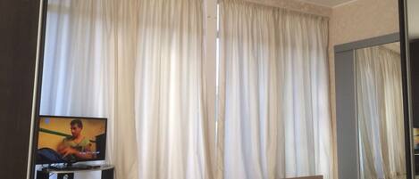 1 chambre, chambres insonorisées, fer et planche à repasser, Wi-Fi