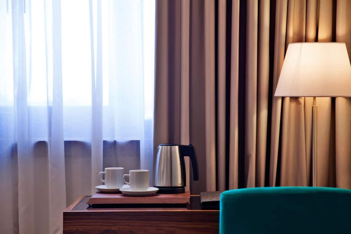 Wi-Fi de cortesia, roupa de cama
