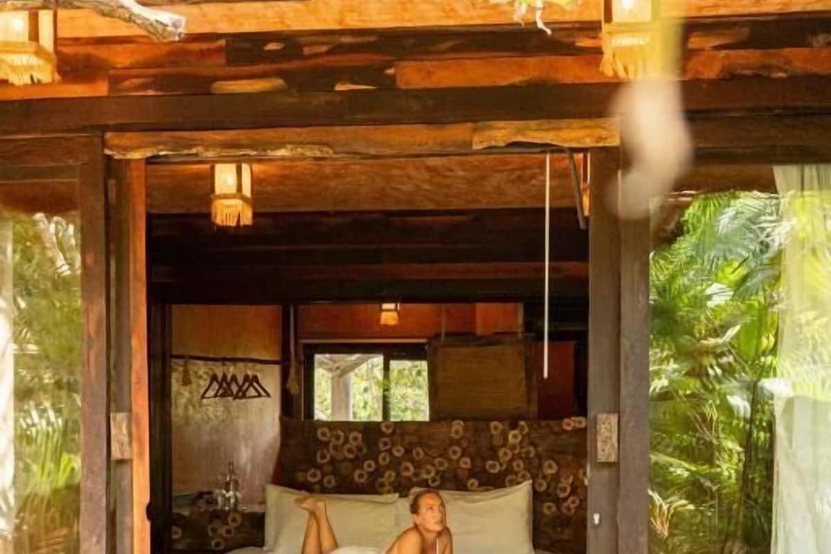 Jungle Private Room with Terrace | WiFi (free), bed sheets