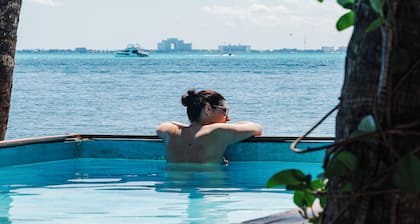 Mayan Monkey Isla Mujeres | Social Hotel