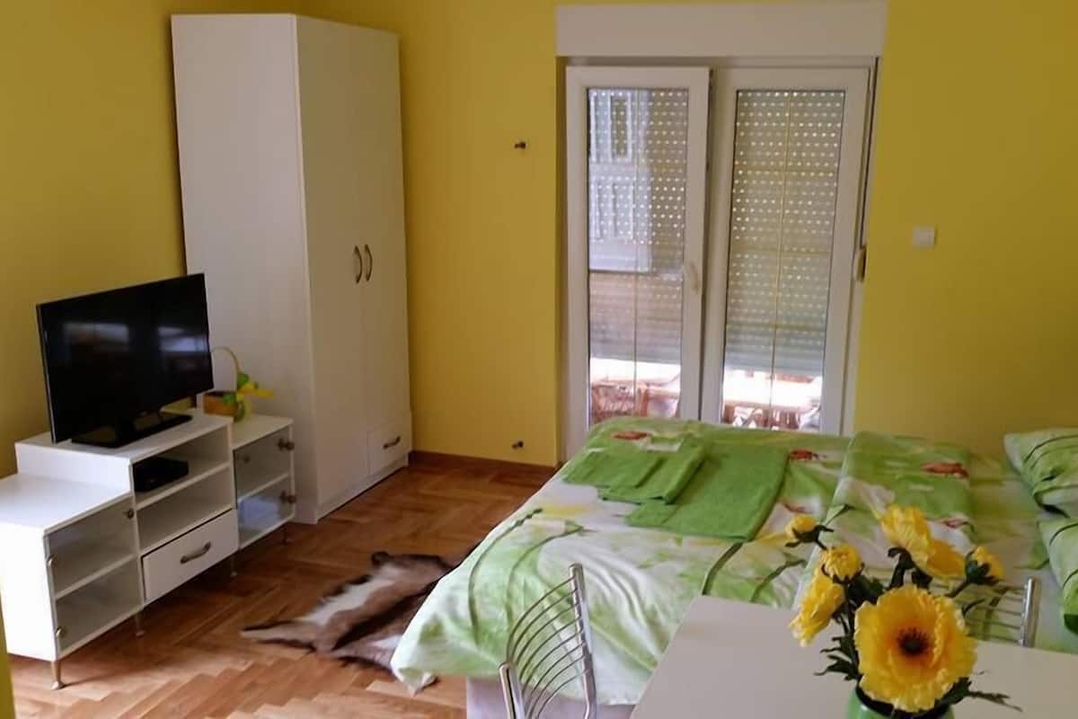Deluxe Double Room | 2 bedrooms, premium bedding, laptop workspace, free WiFi