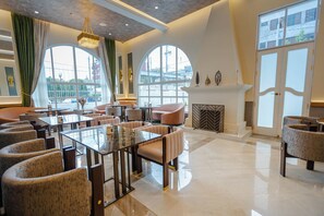 Bar (en el alojamiento)