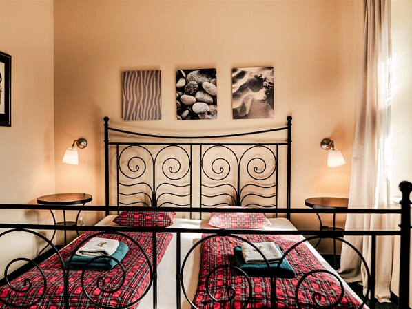 1 Schlafzimmer, Schreibtisch, WLAN