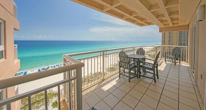 Remodeled Beachfront 🐠🐠 12th Floor 😎😎Incredible Balcony View 🩴🩴