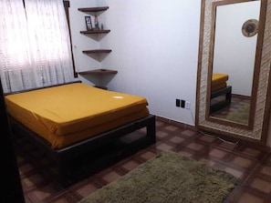 3 bedrooms, iron/ironing board, WiFi