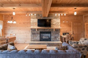 TV connectée, cheminée