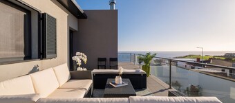 Celeste House - Deluxe havudsigt / opvarmet pool