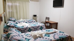 遮光カーテン、WiFi (無料)、ベッドシーツ