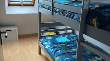 1 bedroom, desk, iron/ironing board, free WiFi