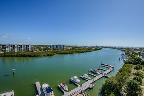 Marina - Waterfront, Harbourside, Water Park, Beach, #8815 (Indian Rocks Beach)