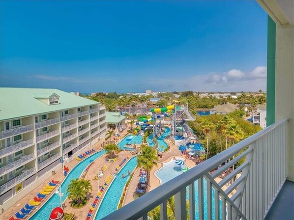 Lämmitetty uima-allas