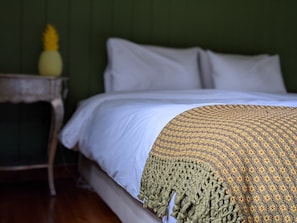 3 habitaciones, tabla de planchar con plancha y wifi gratis