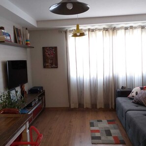 Apartment | Fernseher