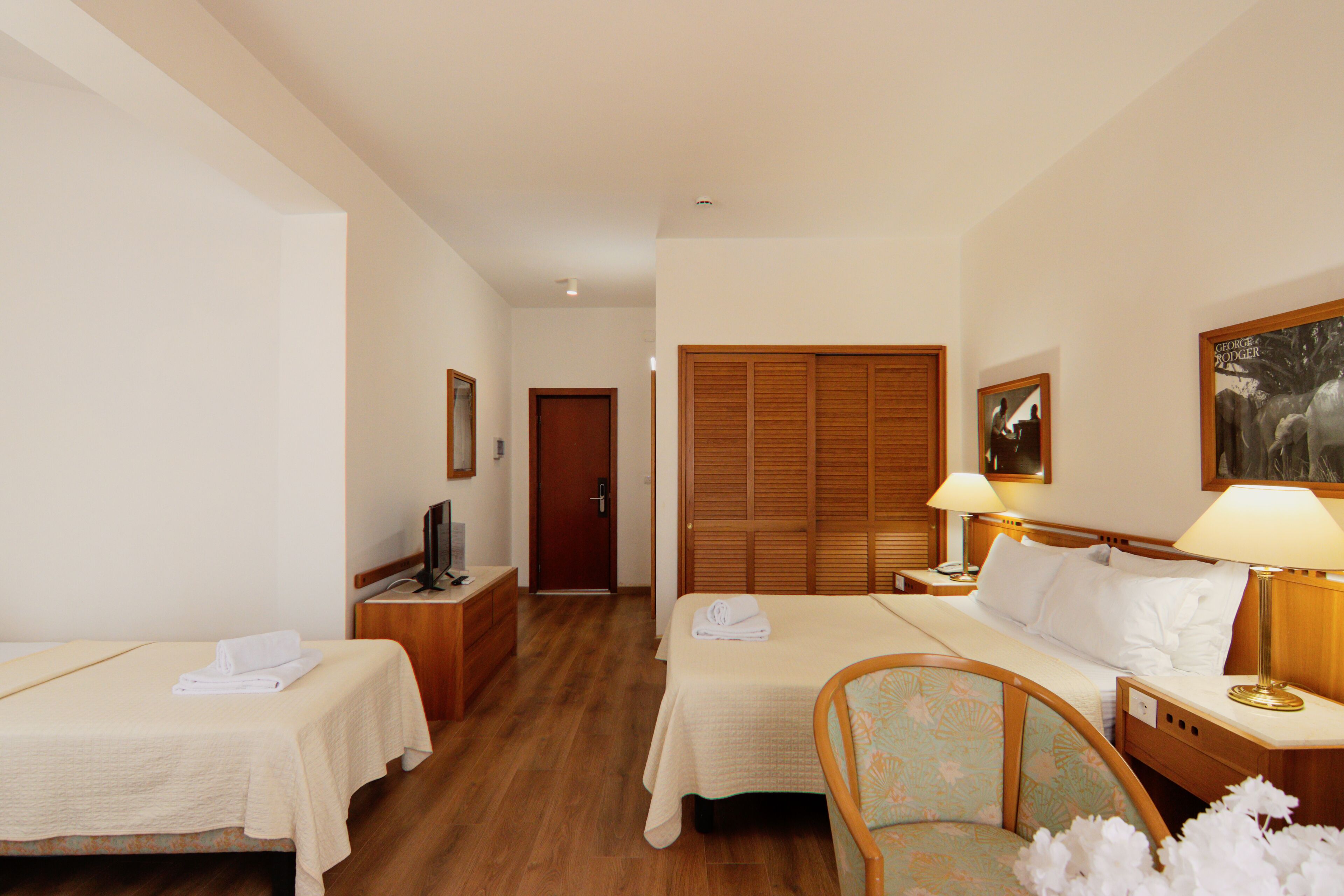 Superior Triple Room | Desk, soundproofing, free WiFi, bed sheets