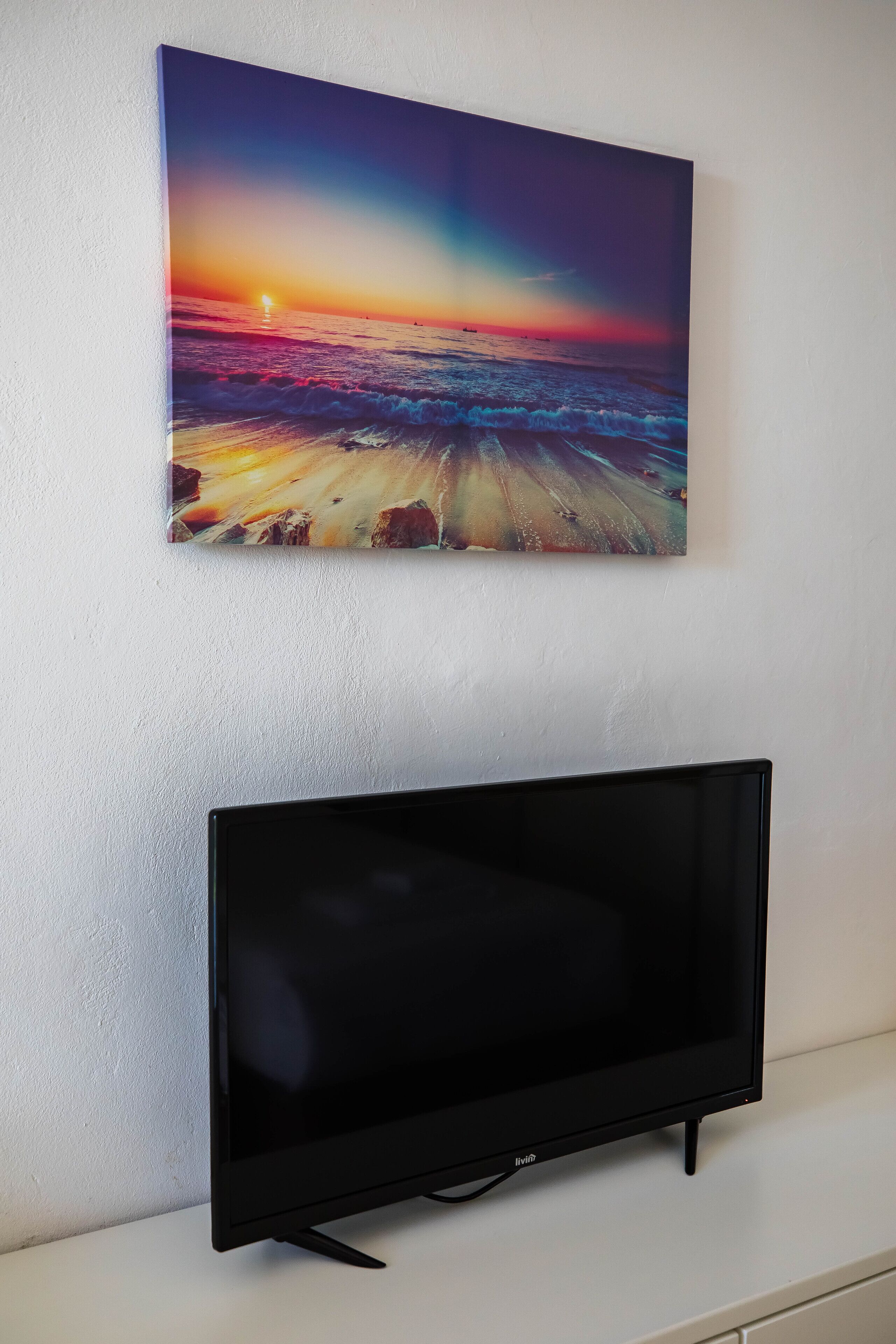 1 bedroom, desk, free wifi, bed sheets