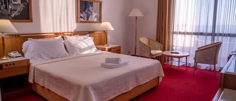 Desk, free WiFi, bed sheets