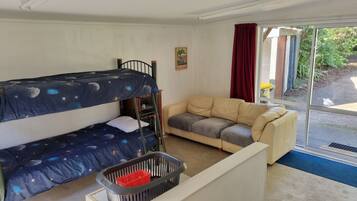 3 Schlafzimmer, Reisekinderbett, kostenloses WLAN