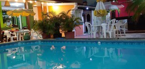 Outdoor pool - Canaville Design Hotel (Salvador)