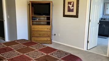 4 Schlafzimmer, Bügeleisen/Bügelbrett, Reisekinderbett, kostenloses WLAN