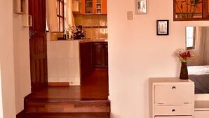 Comfort Apartment | Private kitchen - Native Soul Guesthouse (Cusco)