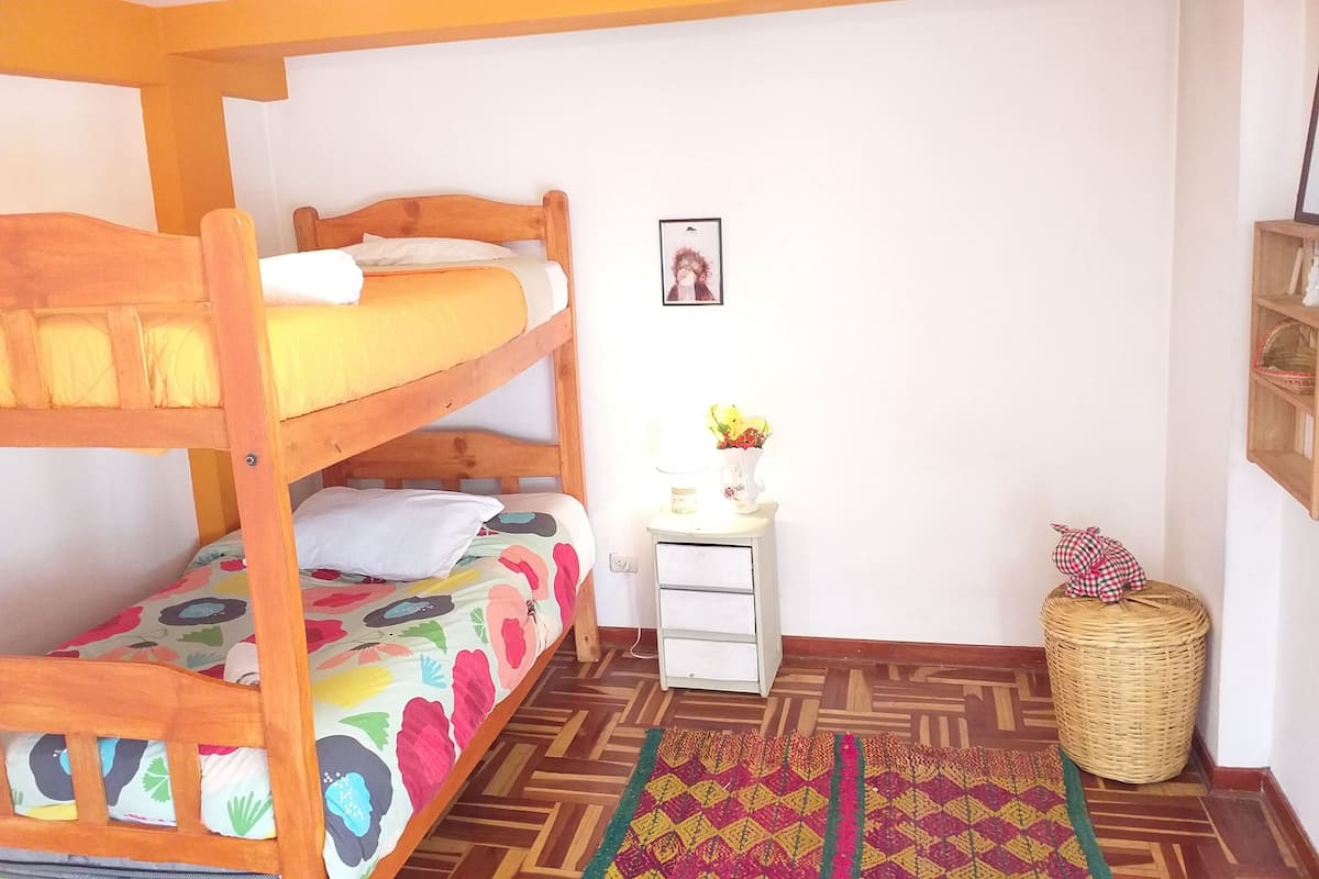 Economy Triple Room | WiFi (free), bed sheets