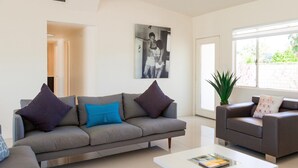 House, 3 Bedrooms | Living room - Sunrise Getaway (Palm Springs)