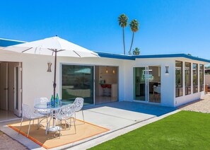Exterior - Sunrise Getaway (Palm Springs)