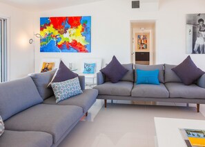 House, 3 Bedrooms | Living room - Sunrise Getaway (Palm Springs)