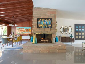 House, Multiple Beds (West Elm House: The Seven-Eighty) | Interior - West Elm House 2019: The Seven-eighty (Palm Springs)
