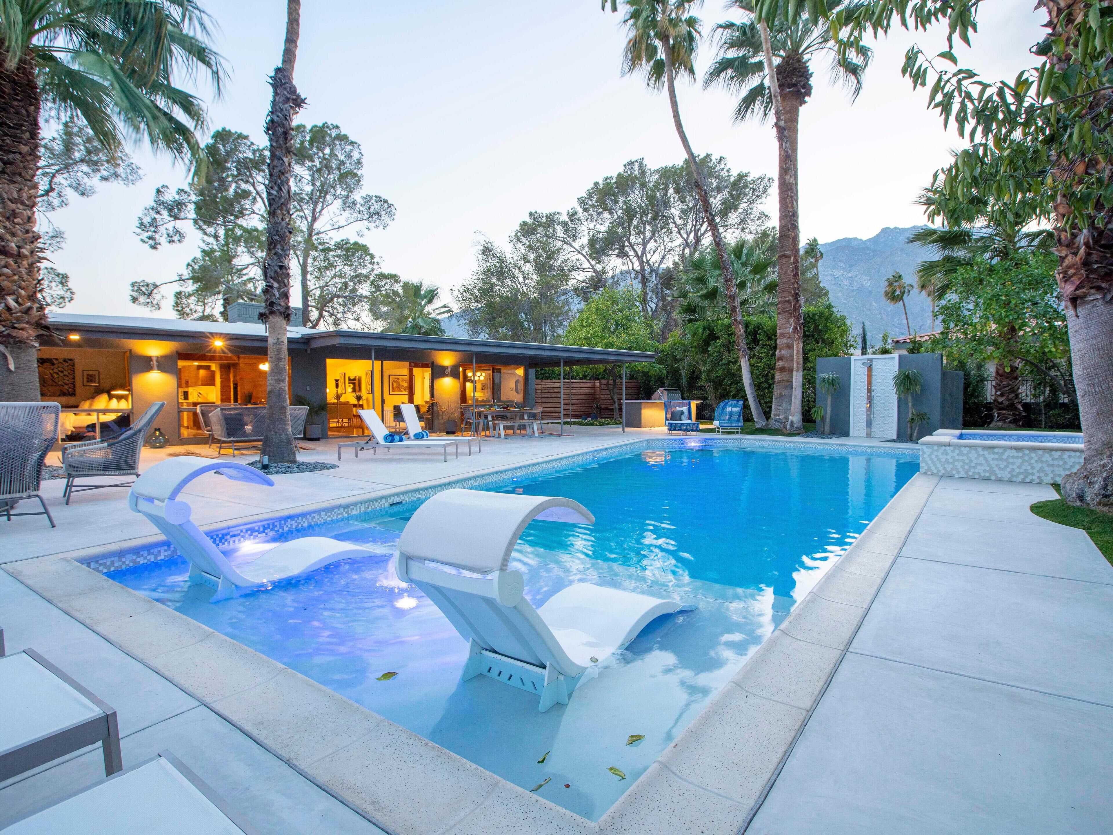 House, Multiple Beds (West Elm House: The Seven-Eighty) | Pool