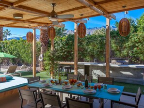 House, Multiple Beds (Atomic Ranch Heaven) | Outdoor dining
